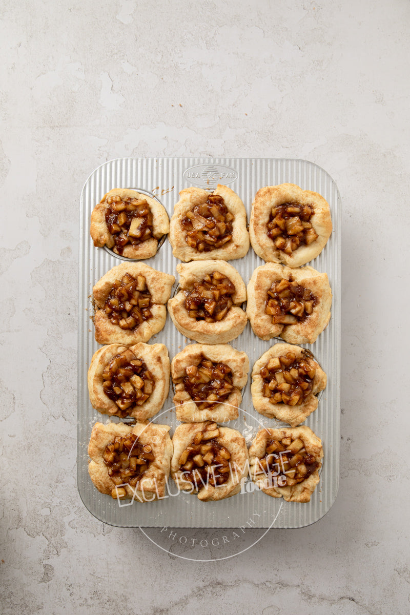 Apple Pie Filled Cinnamon Rolls Recipe (exclusive)