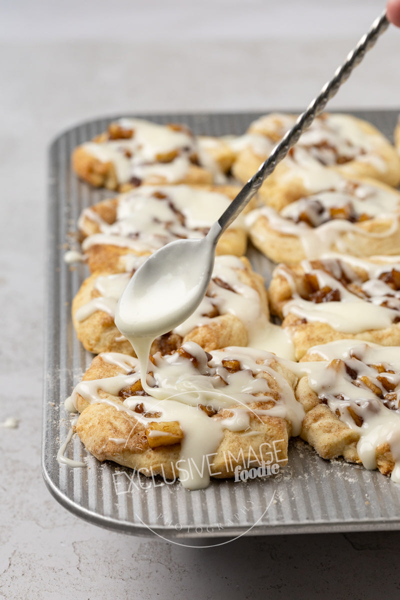 Apple Pie Filled Cinnamon Rolls Recipe (exclusive)