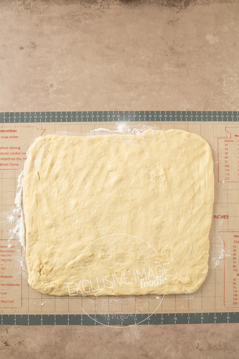 Banana Bread Cinnamon Rolls Recipe (exclusive)