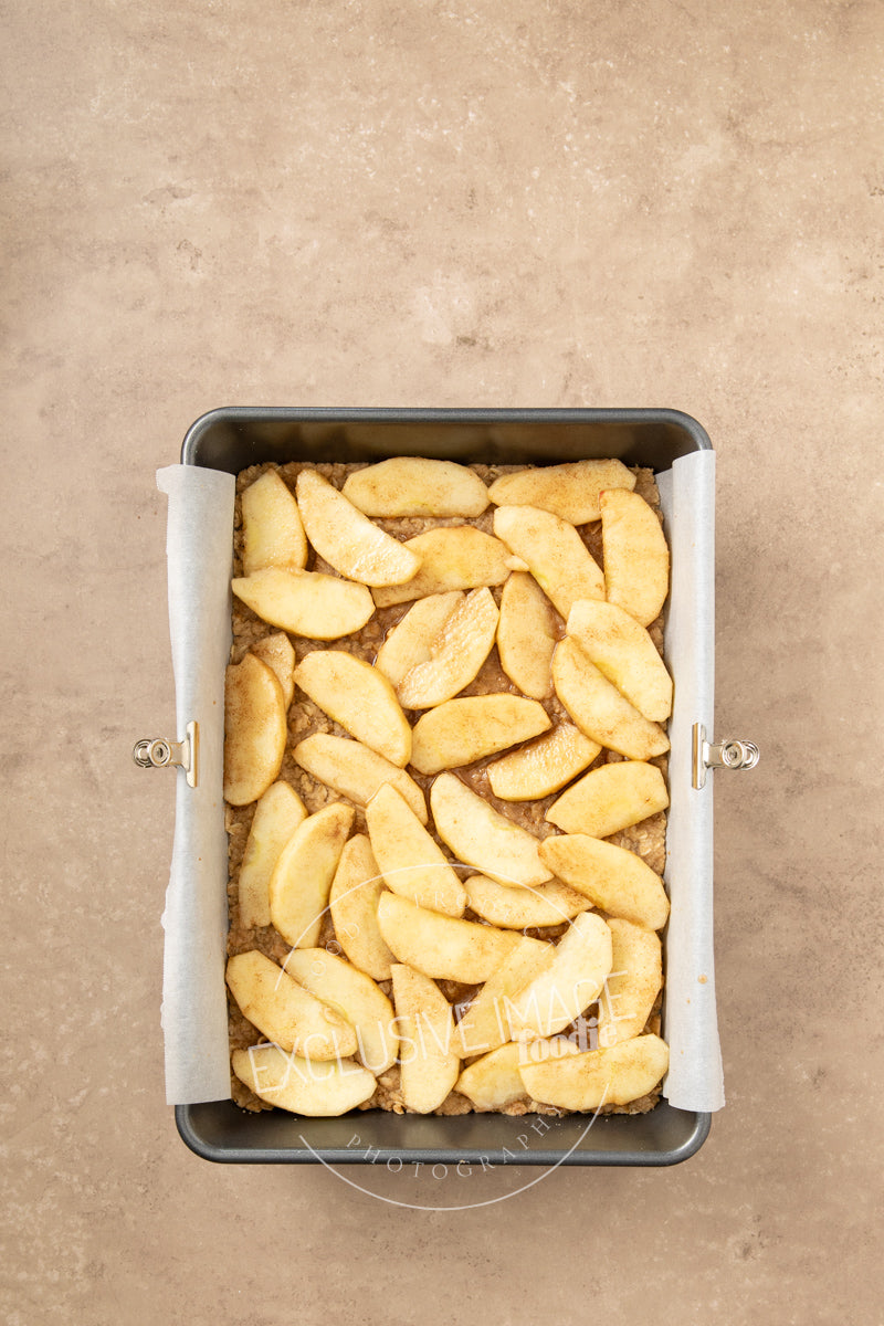 Oatmeal Apple Bars with Toasted Pecans Recipe (exclusive)