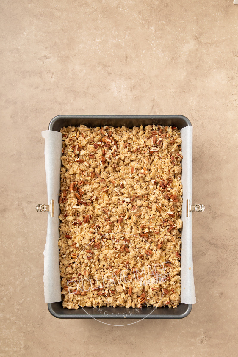 Oatmeal Apple Bars with Toasted Pecans Recipe (exclusive)