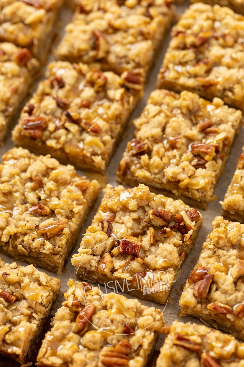 Oatmeal Apple Bars with Toasted Pecans Recipe (exclusive)