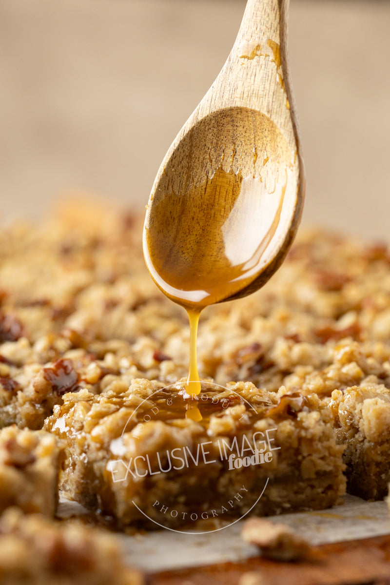 Oatmeal Apple Bars with Toasted Pecans Recipe (exclusive)