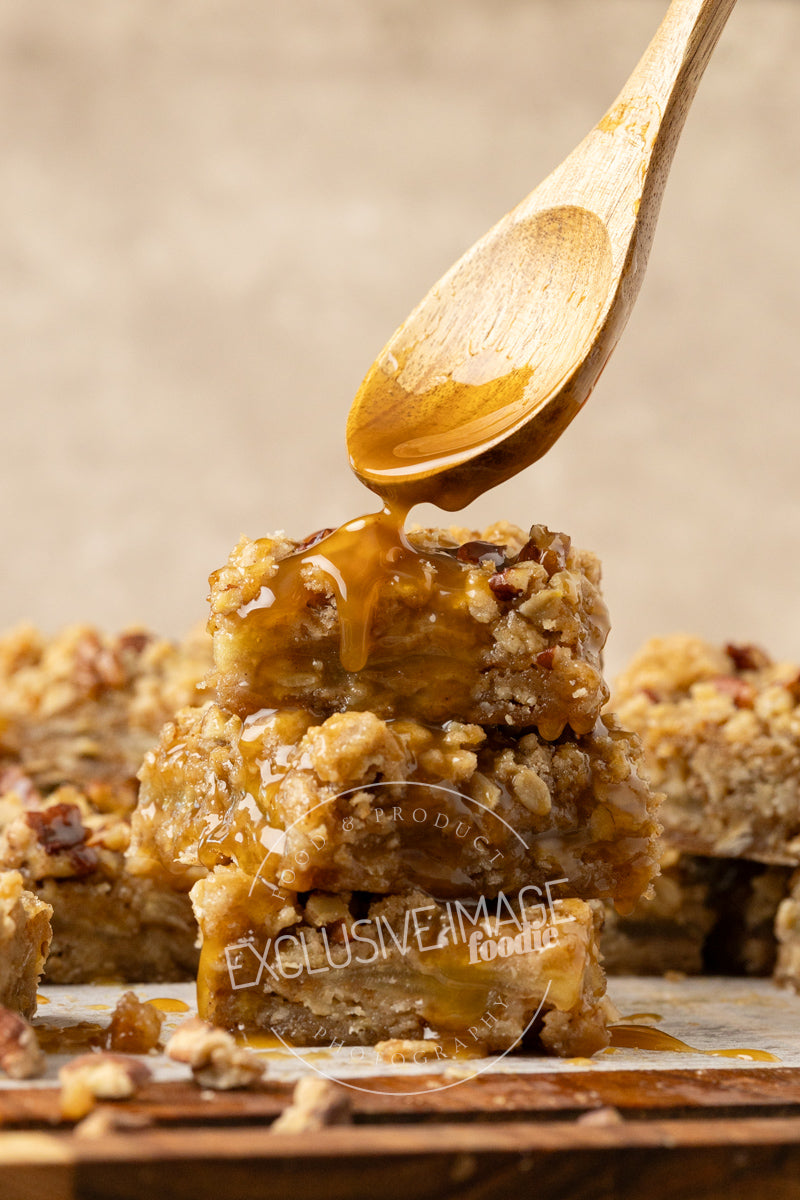 Oatmeal Apple Bars with Toasted Pecans Recipe (exclusive)