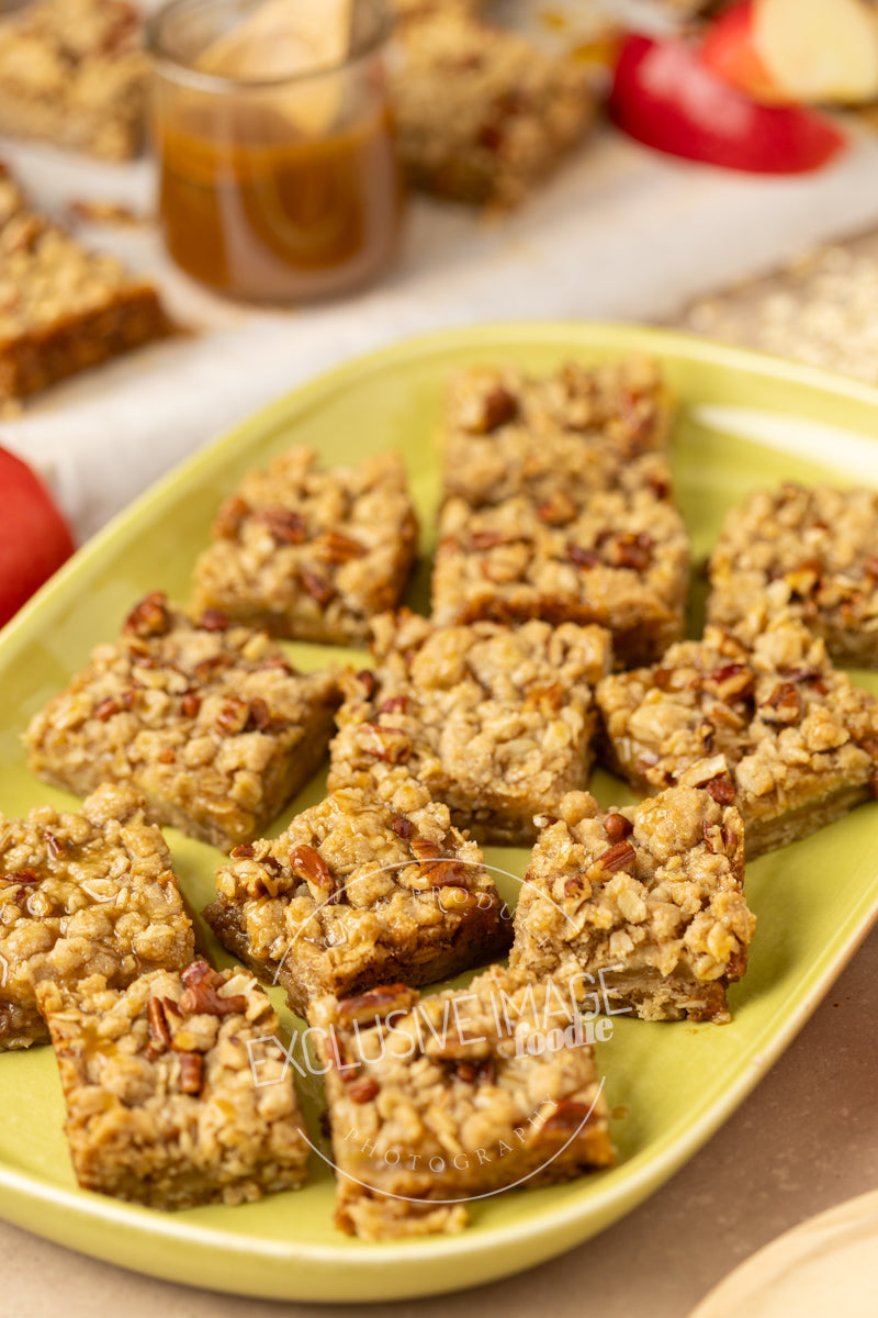 Oatmeal Apple Bars with Toasted Pecans Recipe (exclusive)