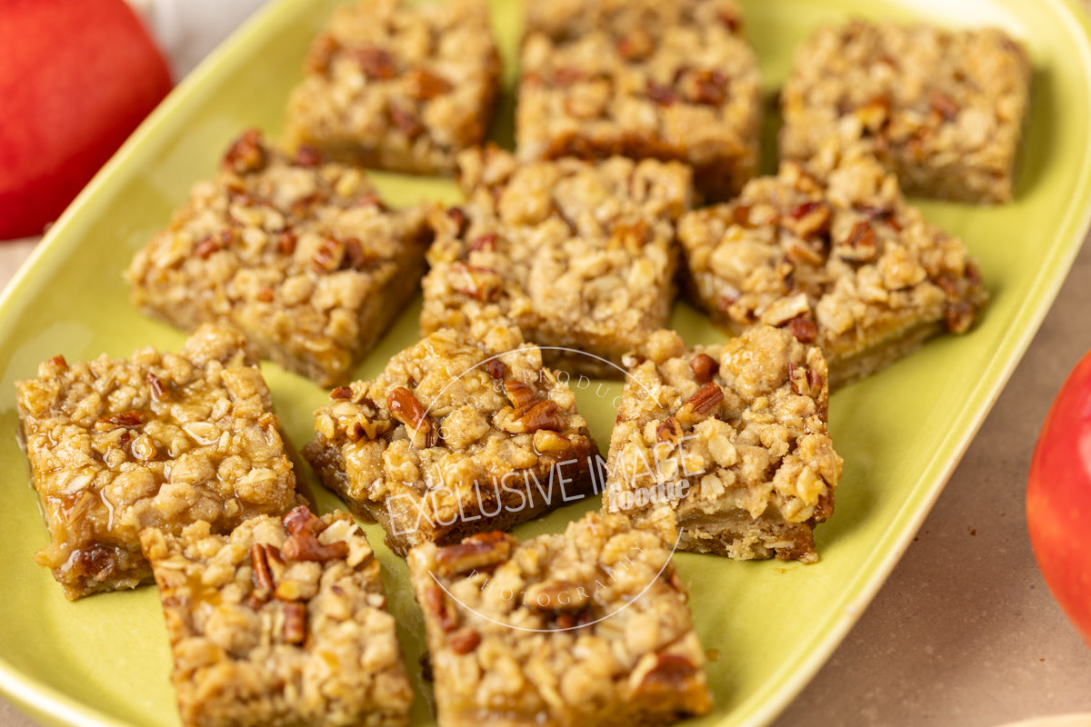 Oatmeal Apple Bars with Toasted Pecans Recipe (exclusive)