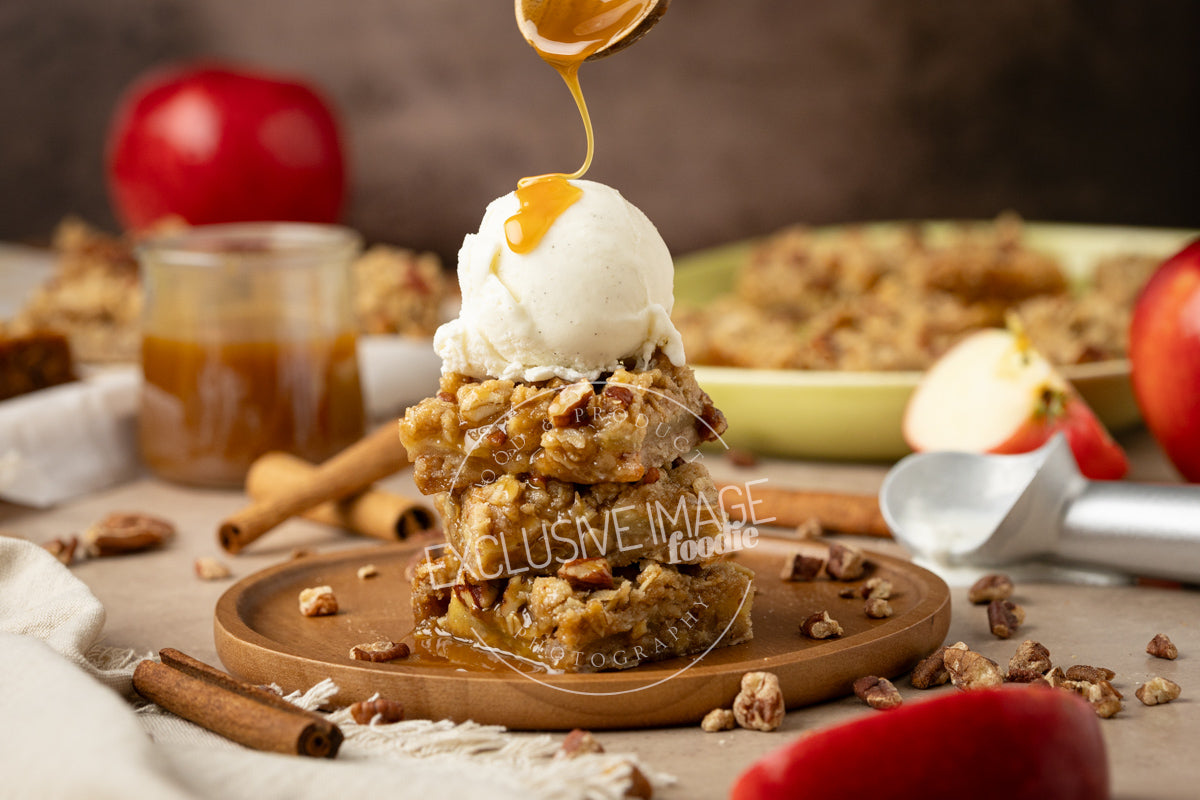 Oatmeal Apple Bars with Toasted Pecans Recipe (exclusive)