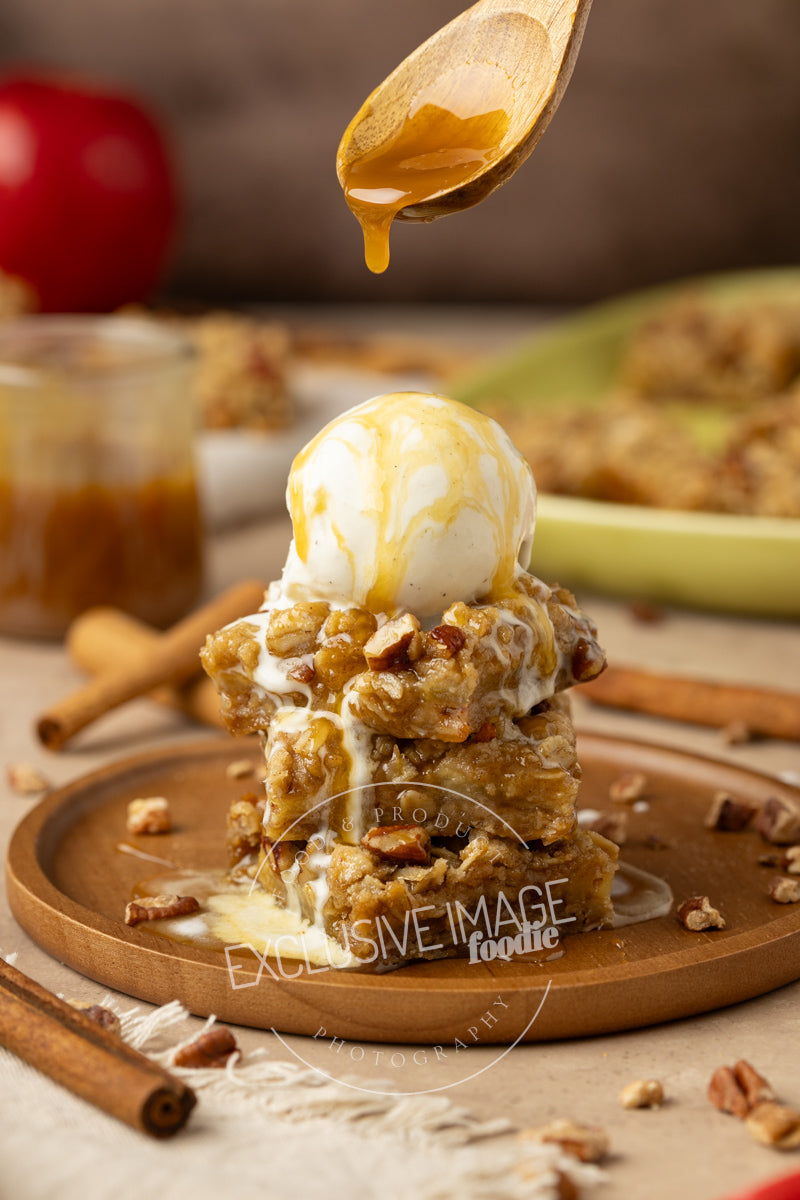 Oatmeal Apple Bars with Toasted Pecans Recipe (exclusive)