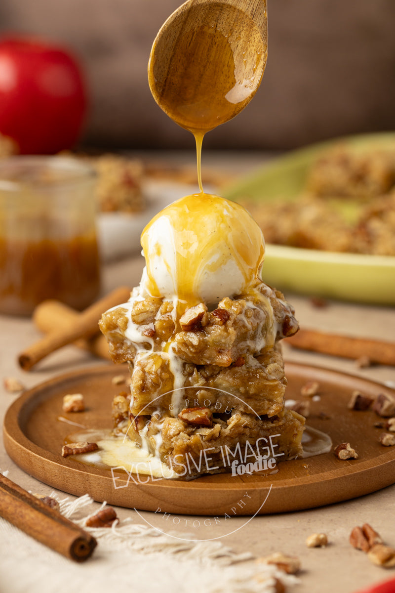 Oatmeal Apple Bars with Toasted Pecans Recipe (exclusive)