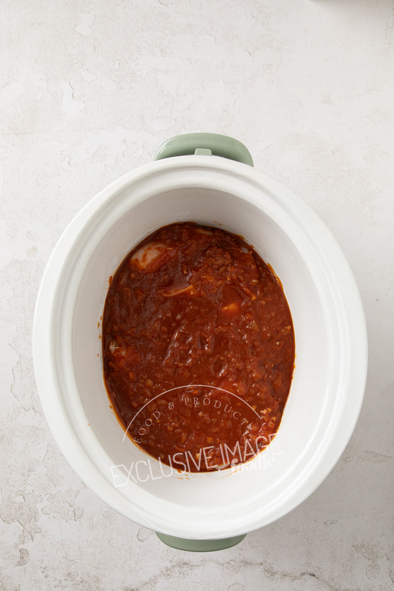 Slow Cooker BBQ Chicken Thighs Recipe (exclusive)