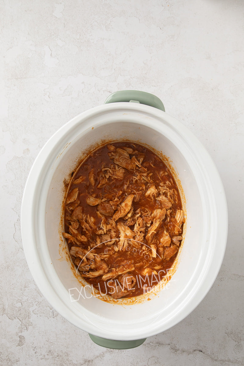 Slow Cooker BBQ Chicken Thighs Recipe (exclusive)