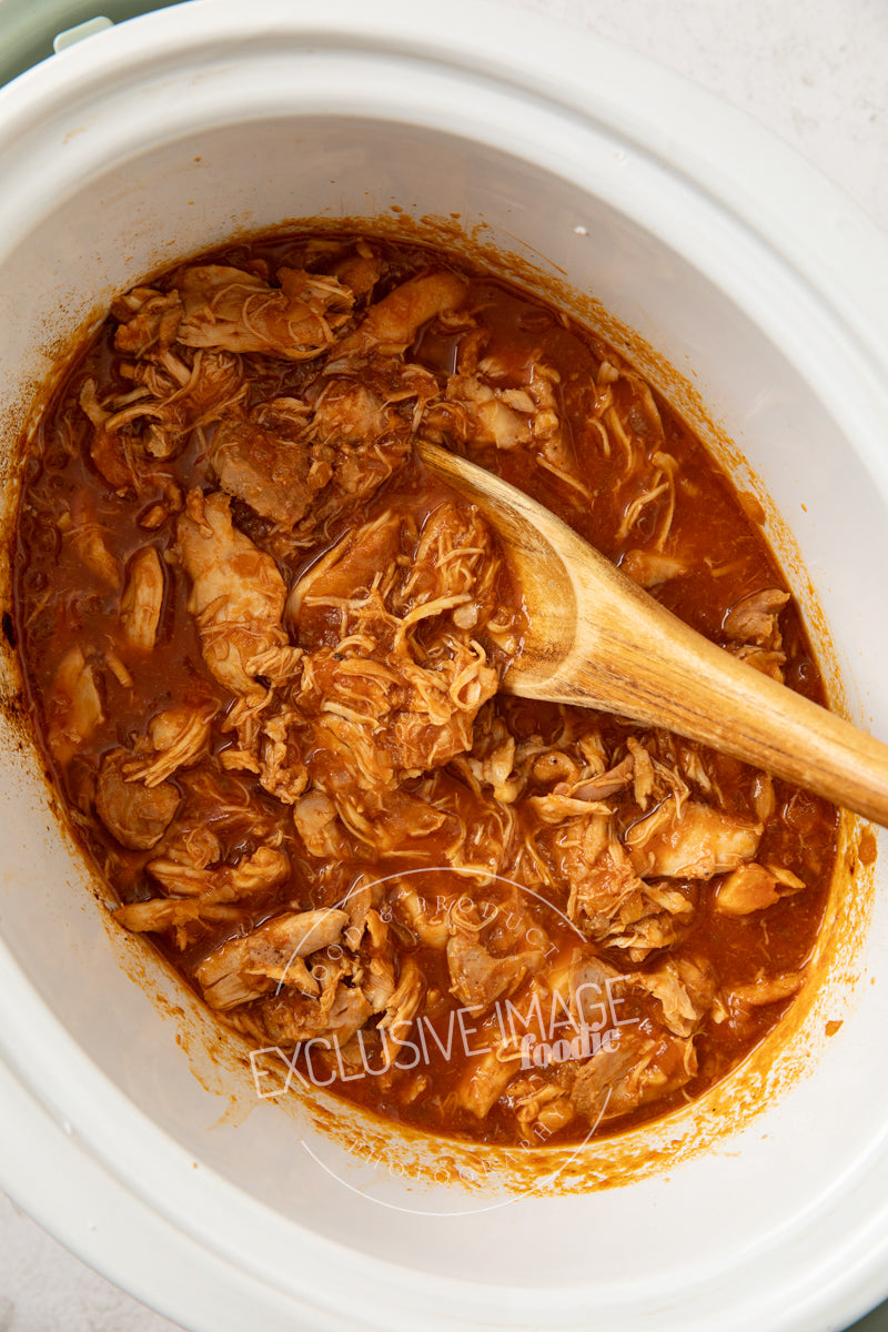 Slow Cooker BBQ Chicken Thighs Recipe (exclusive)