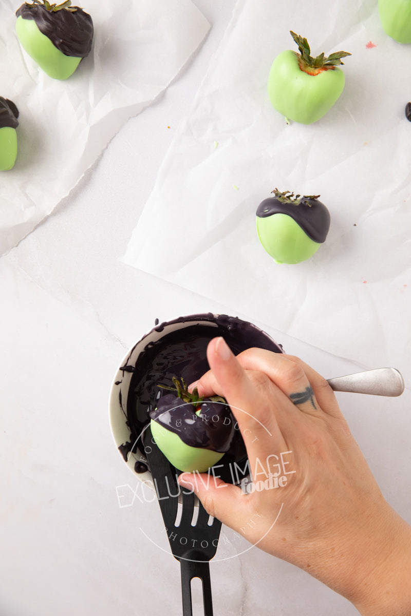 Wicked Themed White Chocolate Covered Strawberries Recipe + VIDEO (exclusive)