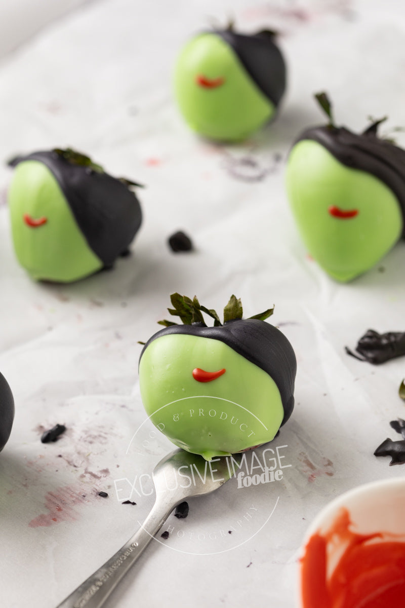 Wicked Themed White Chocolate Covered Strawberries Recipe + VIDEO (exclusive)