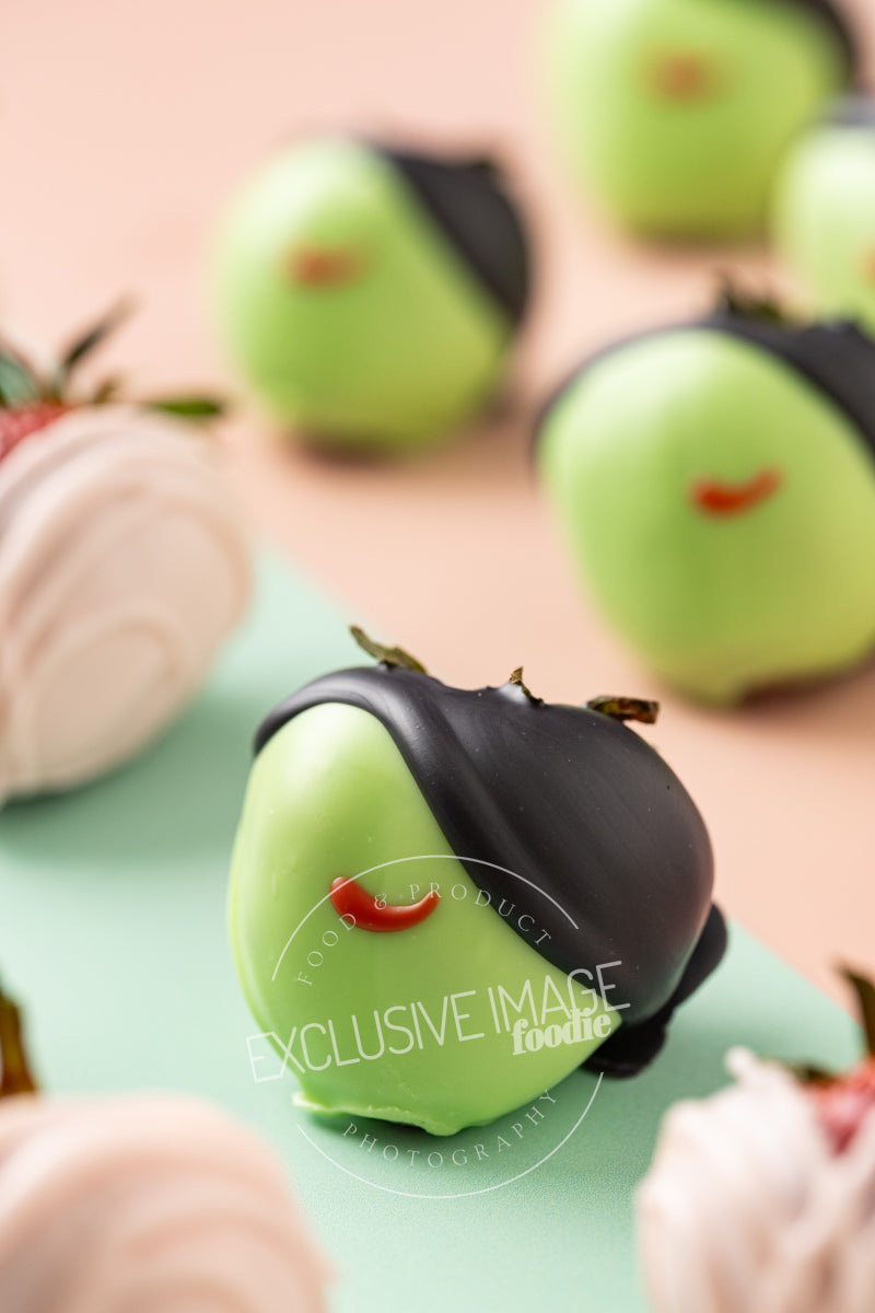 Wicked Themed White Chocolate Covered Strawberries Recipe + VIDEO (exclusive)