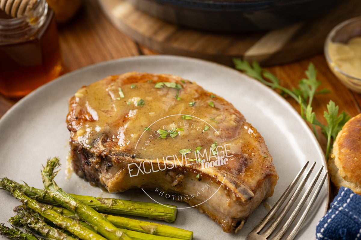 Honey Mustard Pan-Fried Pork Chops Recipe (exclusive)