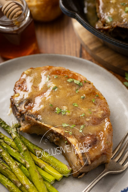 Honey Mustard Pan-Fried Pork Chops Recipe (exclusive)