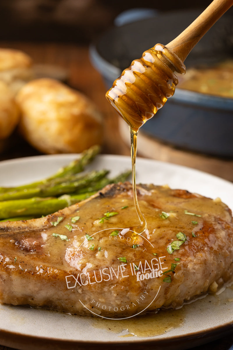 Honey Mustard Pan-Fried Pork Chops Recipe (exclusive)