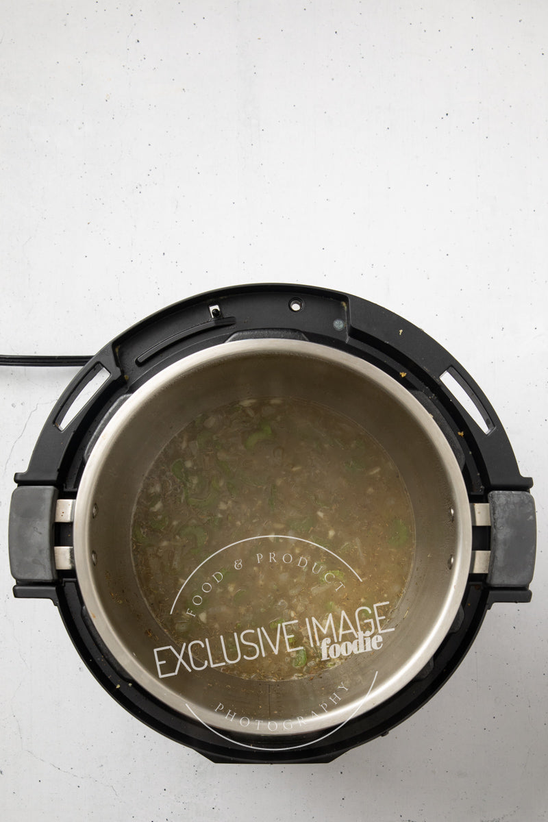 Instant pot chicken pot pie recipe process photography food blog
