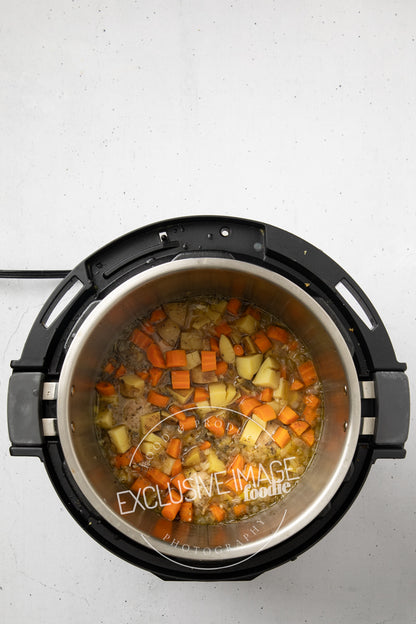 Instant pot chicken pot pie recipe process photography food blog
