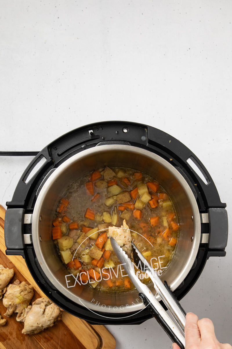 Instant pot chicken pot pie recipe process photography food blog
