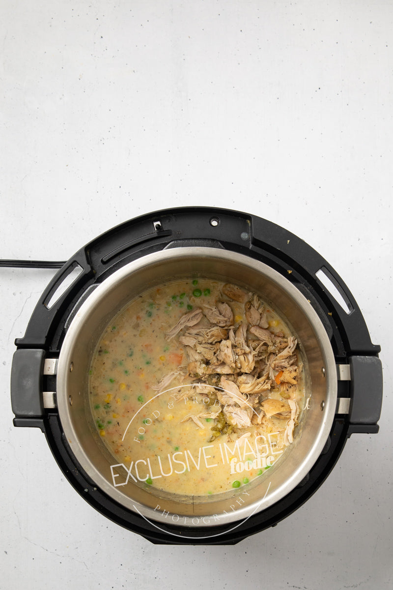Instant pot chicken pot pie recipe process photography food blog
