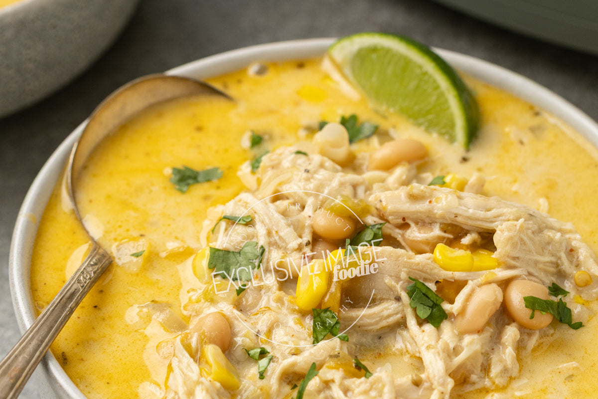 Loaded Queso Crockpot White Chicken Chili Recipe (exclusive)