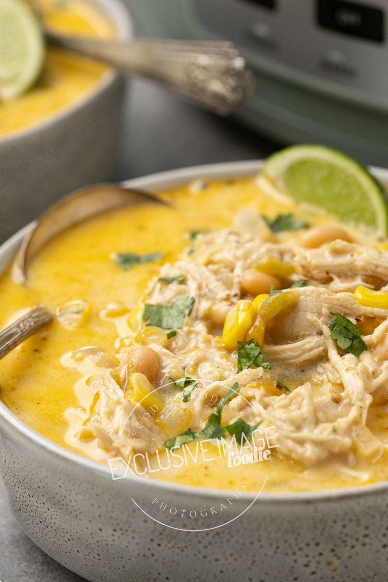 Loaded Queso Crockpot White Chicken Chili Recipe (exclusive)