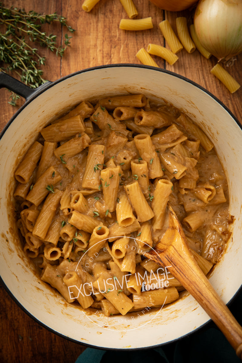 One Pot French Onion Soup Pasta Recipe (exclusive)