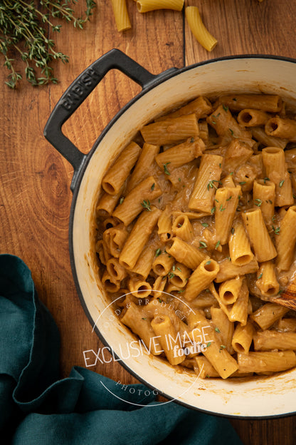 One Pot French Onion Soup Pasta Recipe (exclusive)