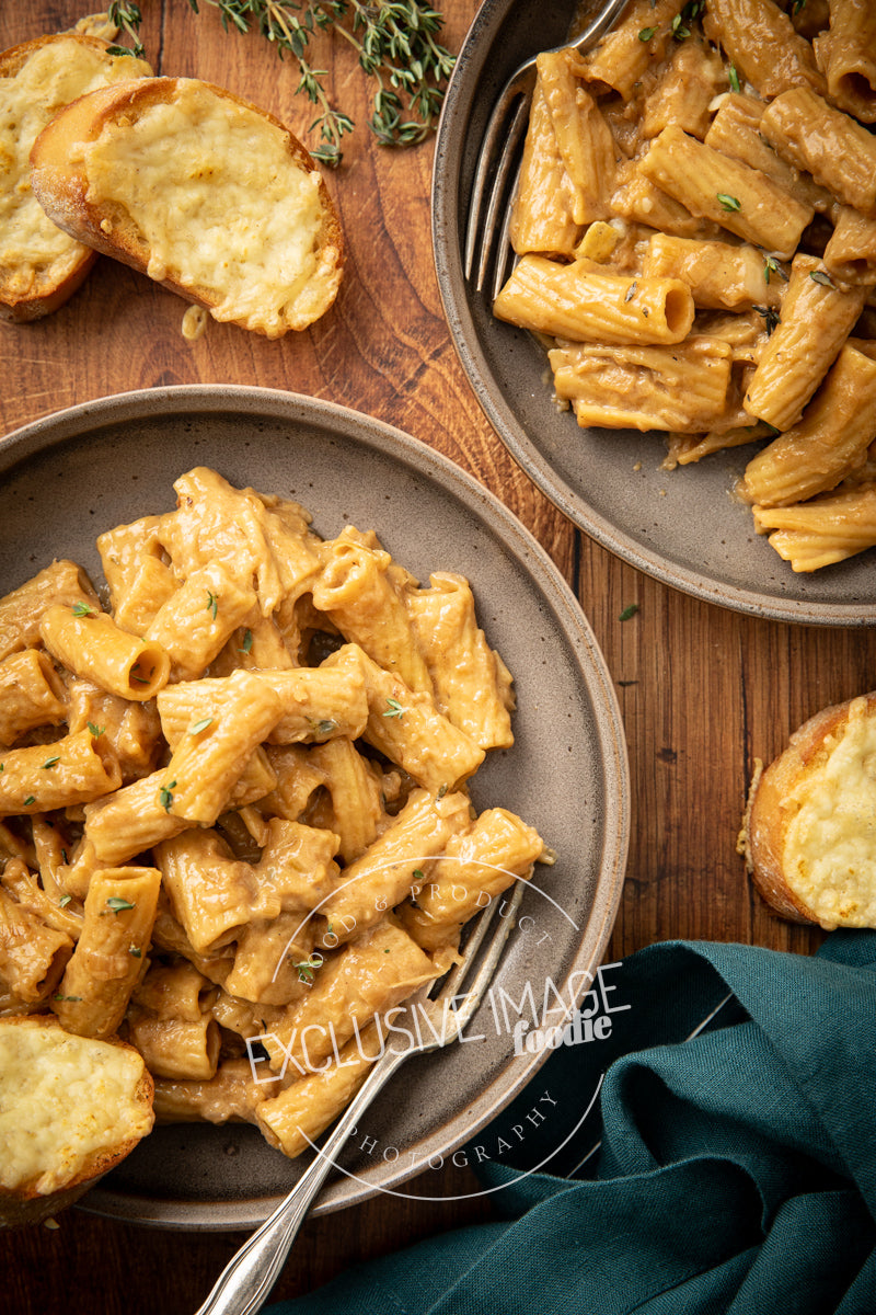 One Pot French Onion Soup Pasta Recipe (exclusive)