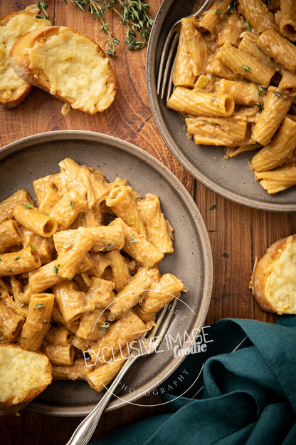 One Pot French Onion Soup Pasta Recipe (exclusive)