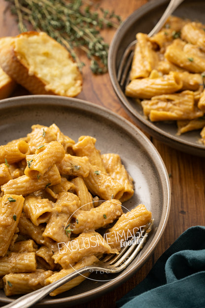 One Pot French Onion Soup Pasta Recipe (exclusive)