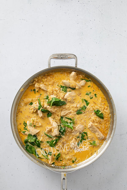 One-Pot Lemon Chicken Orzo with Spinach Recipe (exclusive)