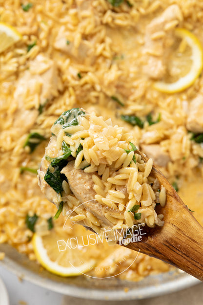 One-Pot Lemon Chicken Orzo with Spinach Recipe (exclusive)