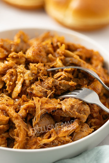 Slow Cooker BBQ Chicken Thighs Recipe (exclusive)