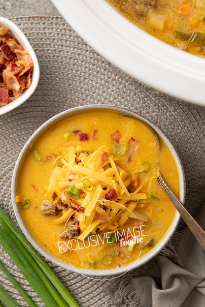 Slow Cooker Cheeseburger Soup Recipe (exclusive)
