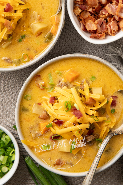 Slow Cooker Cheeseburger Soup Recipe (exclusive)